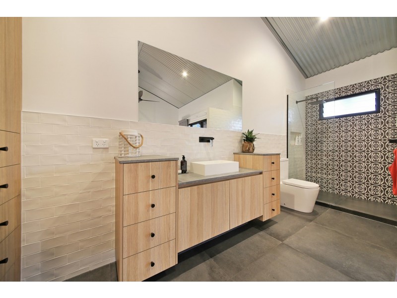 31 Beau Parade, Bonogin QLD 4213