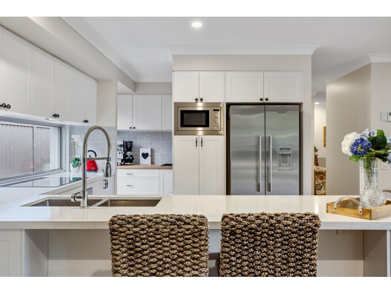 11 Eugenia Circuit, Robina QLD 4226
