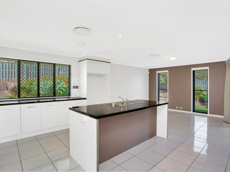 27 Hewson Court, Mudgeeraba QLD 4213