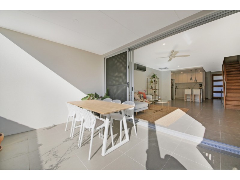 49 Manhattan Avenue, Robina QLD 4226