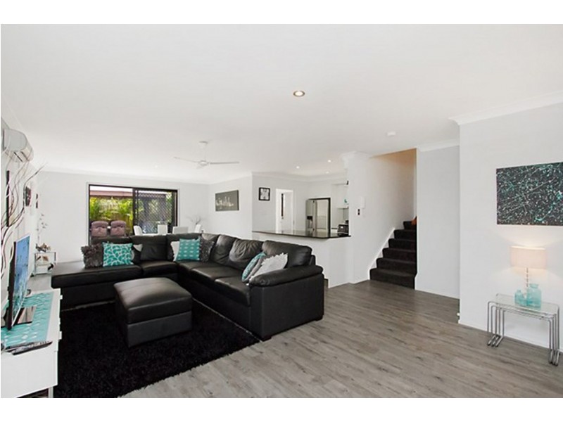 30/2 Concord Circuit, Robina QLD 4226