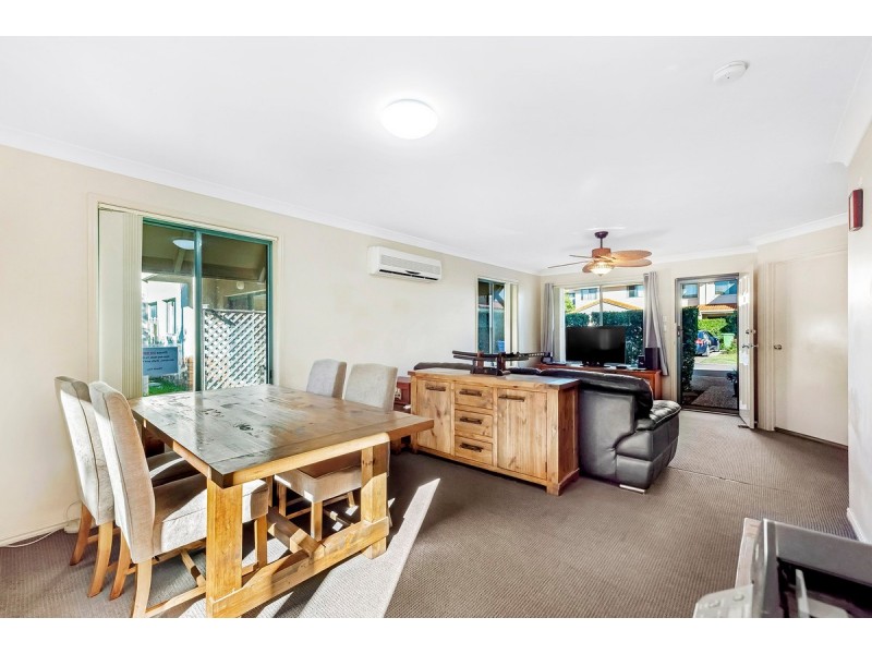 68/21 Regensberg Close, Varsity Lakes QLD 4227