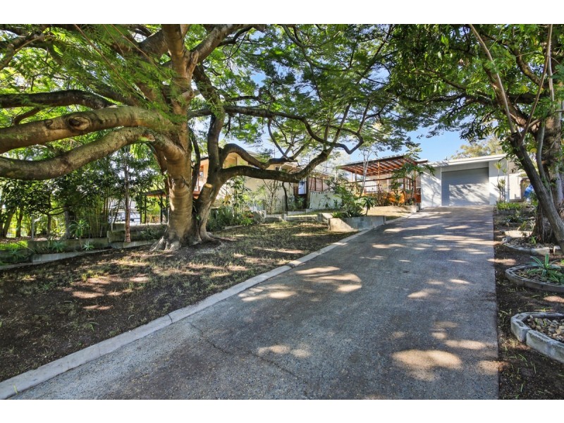 60 Benowa Road, Southport QLD 4215