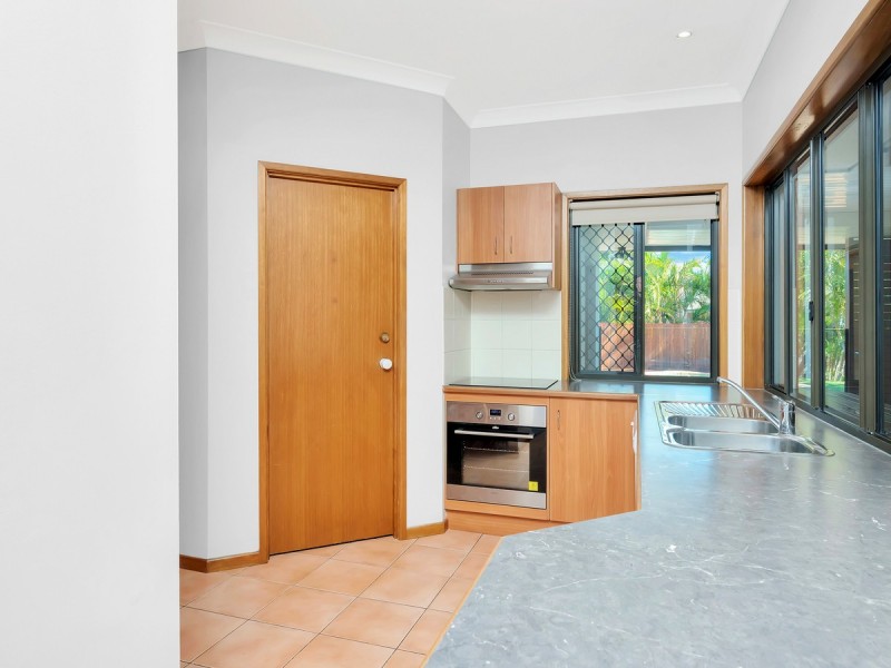 193 Christine Avenue, Burleigh Waters QLD 4220