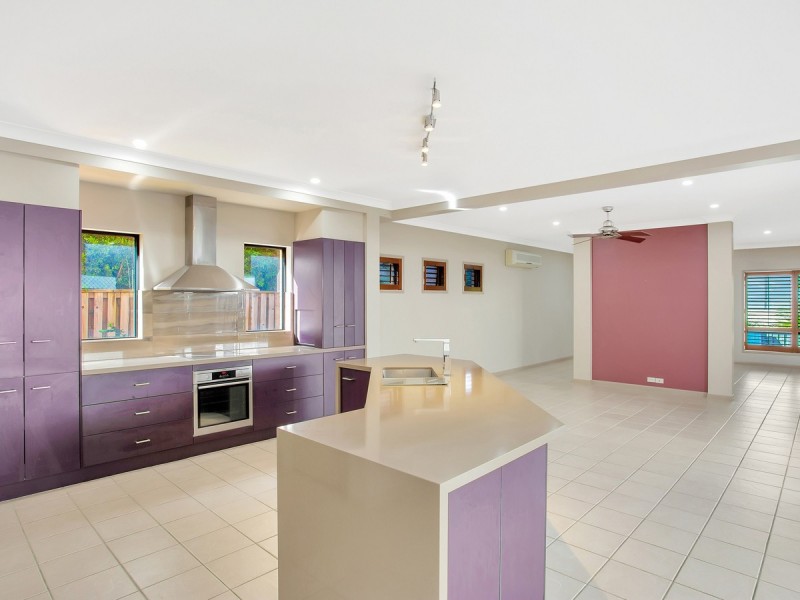 65 Azzurra Drive, Varsity Lakes QLD 4227