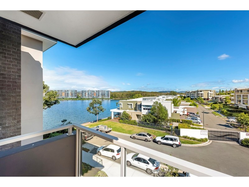 1303/65 Varsity Parade, Varsity Lakes QLD 4227