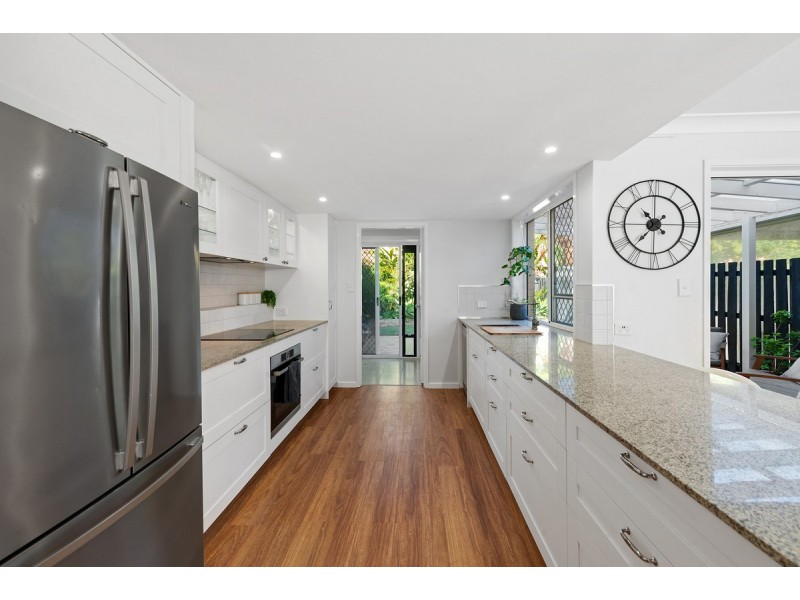 2/258 Christine Avenue, Varsity Lakes QLD 4227