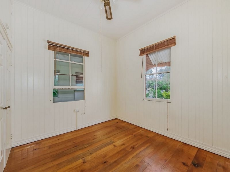 18 Norman Street, Southport QLD 4215