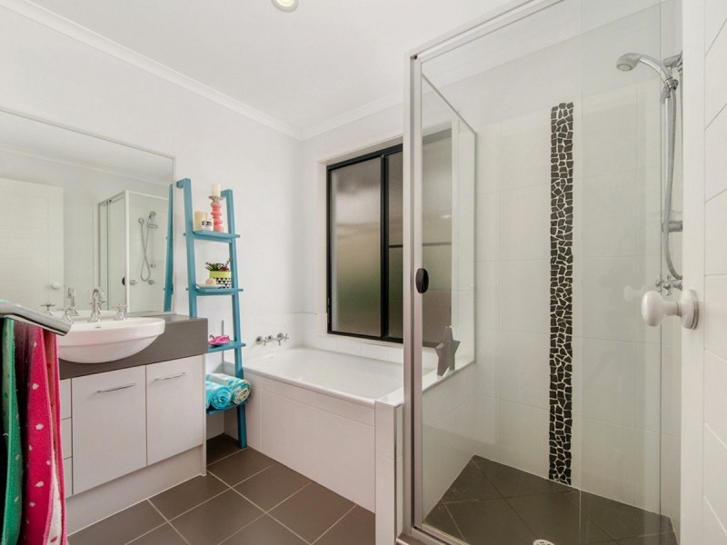 42 Cordyline Drive, Reedy Creek QLD 4227