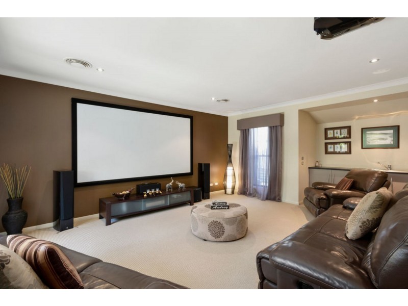 3 Rigel Court, Robina QLD 4226