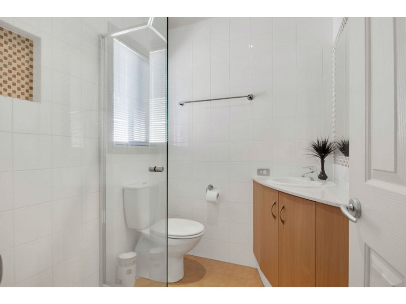 3 Rigel Court, Robina QLD 4226