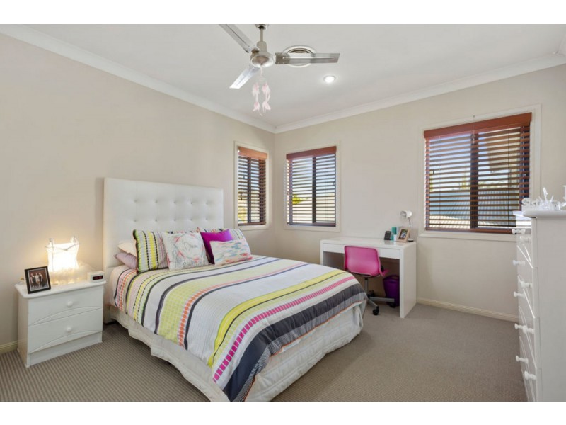 3 Rigel Court, Robina QLD 4226