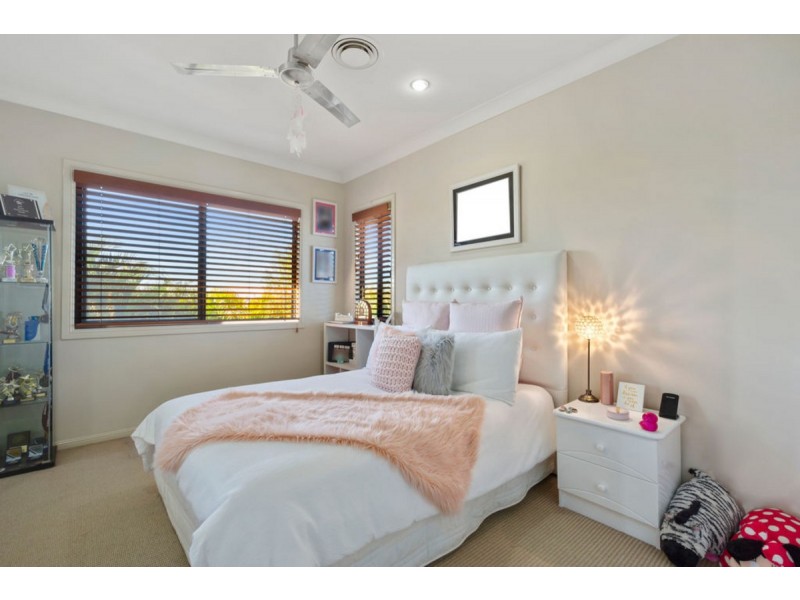 3 Rigel Court, Robina QLD 4226