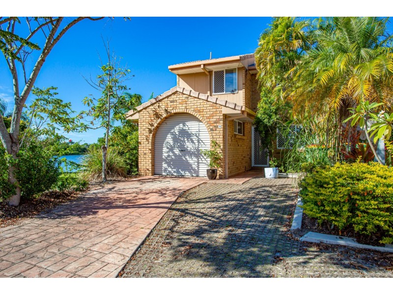 70/1 Resort Drive, Robina QLD 4226