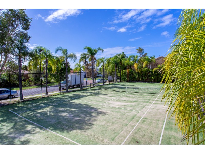 70/1 Resort Drive, Robina QLD 4226