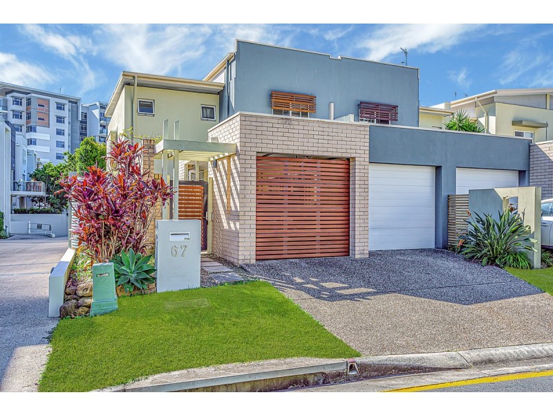 67 Riverwalk Avenue, Robina QLD 4226