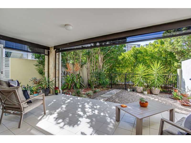 67 Riverwalk Avenue, Robina QLD 4226