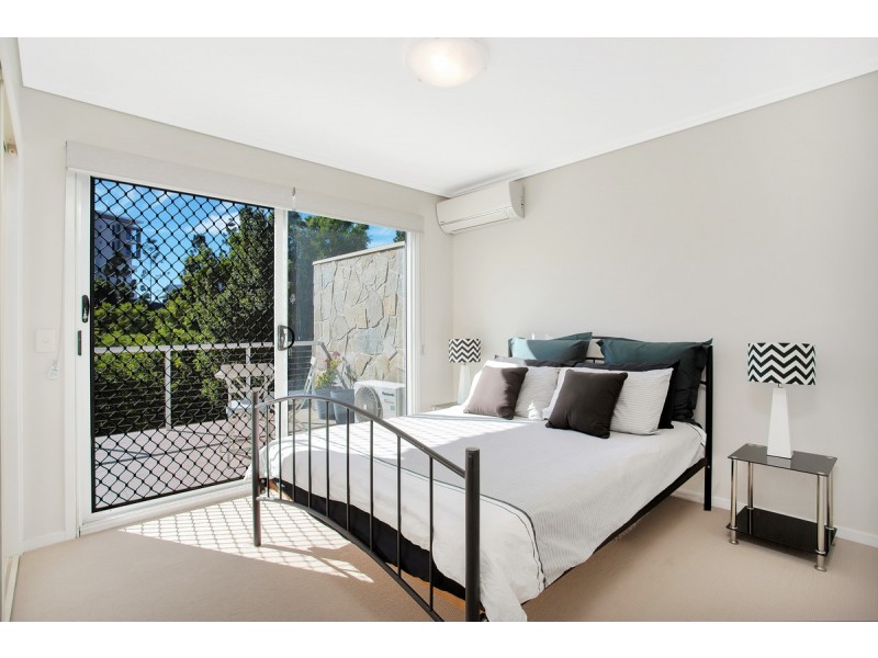 67 Riverwalk Avenue, Robina QLD 4226