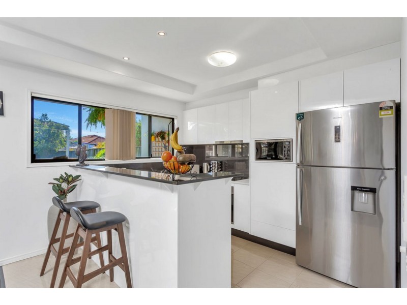 27 Woody Views Way, Robina QLD 4226