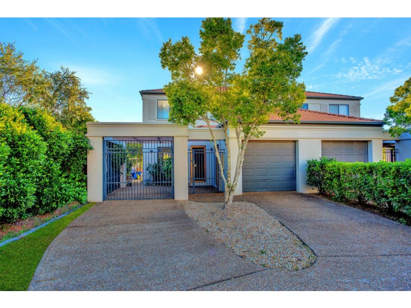 27 Woody Views Way, Robina QLD 4226