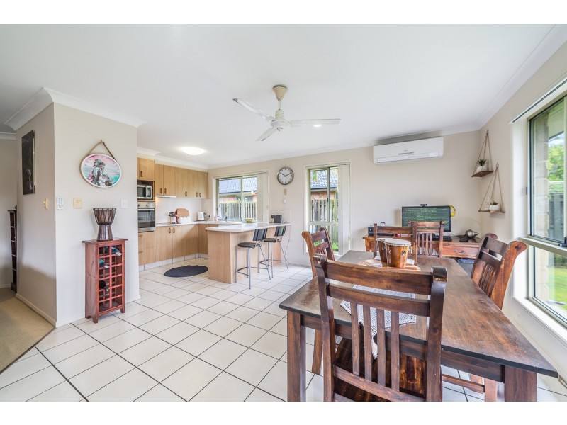 17 Tracey Crescent, Varsity Lakes QLD 4227