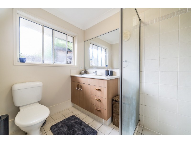 17 Tracey Crescent, Varsity Lakes QLD 4227