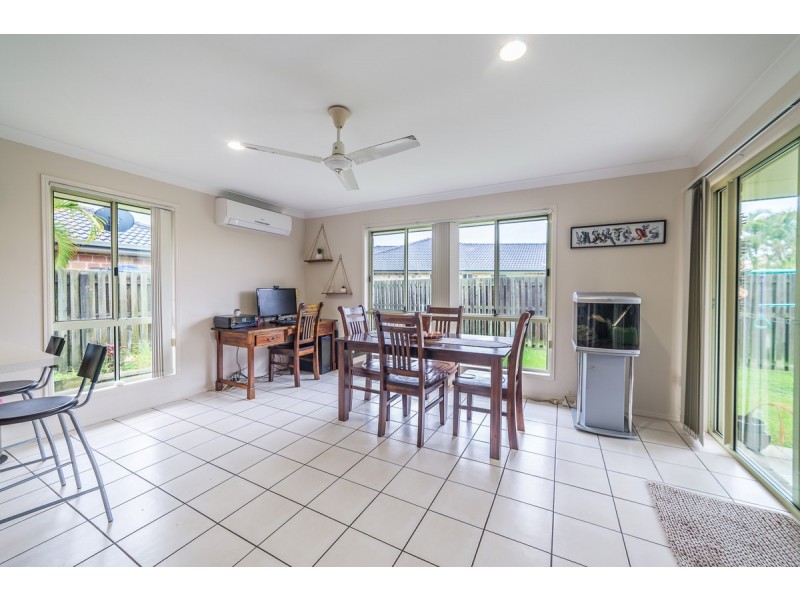 17 Tracey Crescent, Varsity Lakes QLD 4227