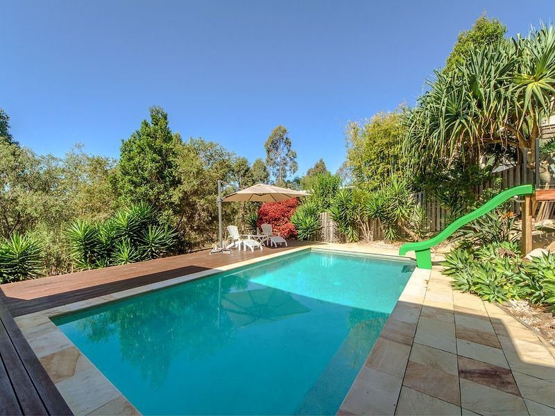 11 Barton Street, Reedy Creek QLD 4227