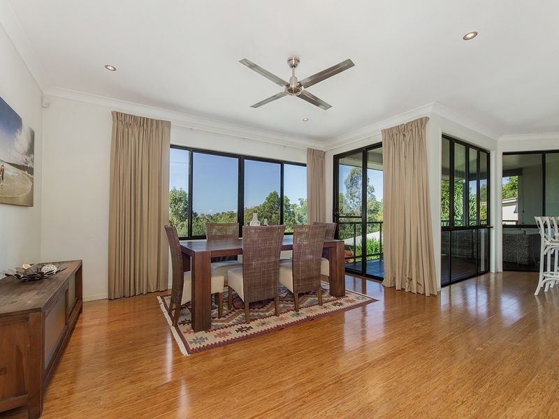 11 Barton Street, Reedy Creek QLD 4227