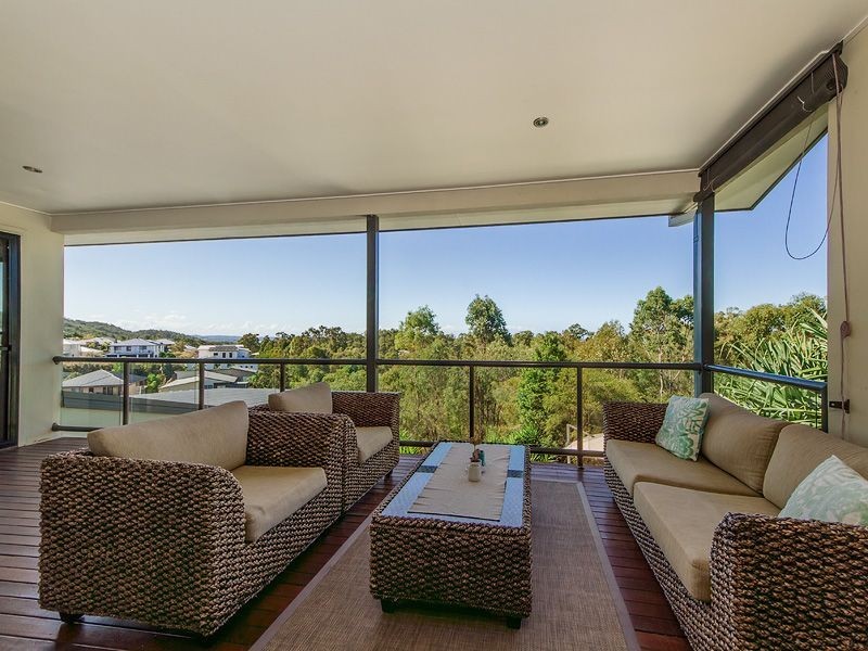 11 Barton Street, Reedy Creek QLD 4227