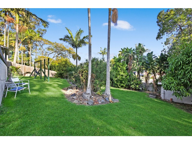 24 Tomanbil Terrace, Ashmore QLD 4214