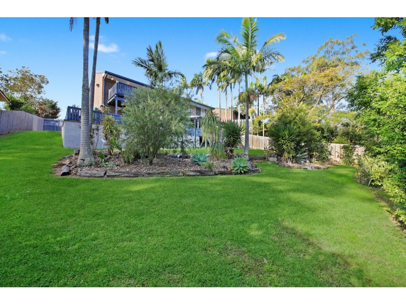 24 Tomanbil Terrace, Ashmore QLD 4214