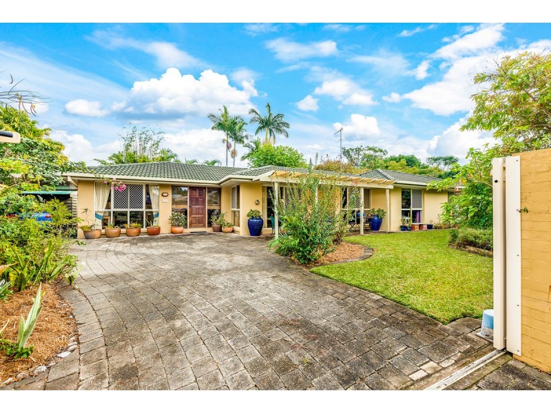 12 Ben Buckler Court, Robina QLD 4226