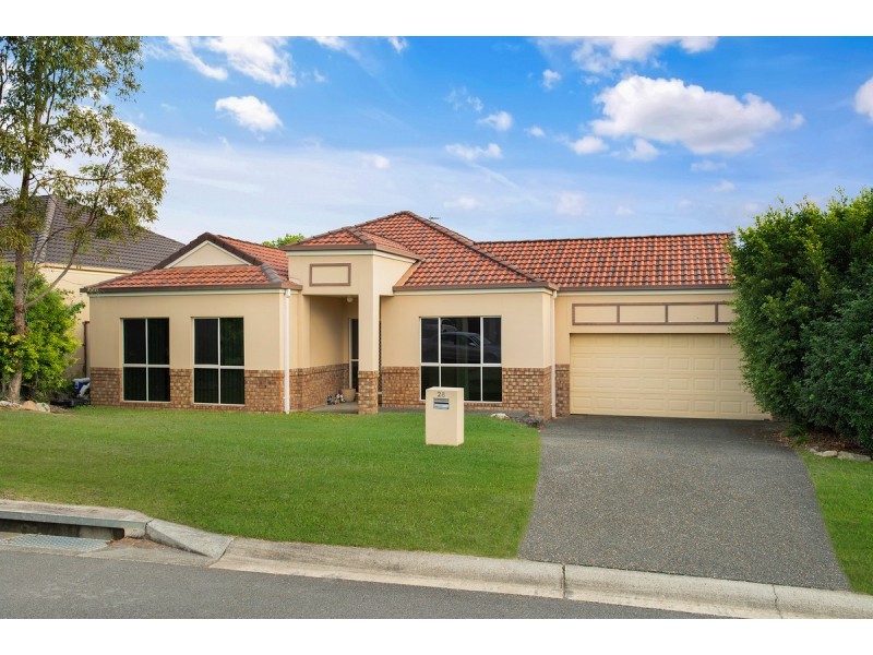 28 Majorca Crescent, Varsity Lakes QLD 4227