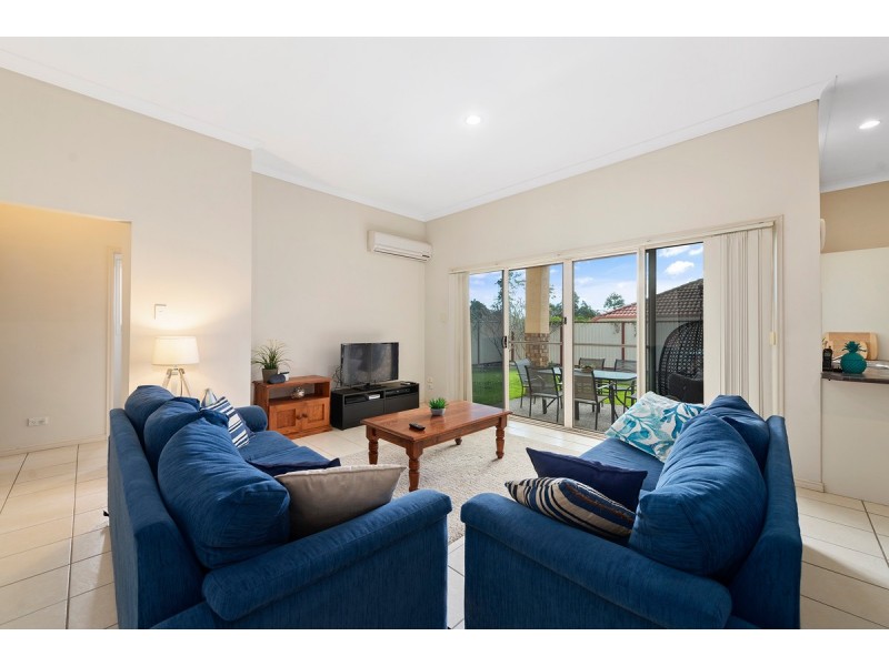 28 Majorca Crescent, Varsity Lakes QLD 4227