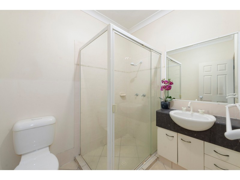 28 Majorca Crescent, Varsity Lakes QLD 4227