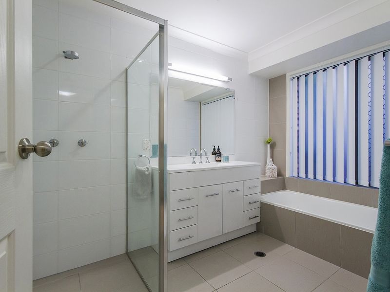29 Numeralla Avenue, Ashmore QLD 4214