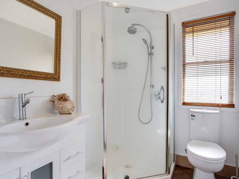 211/215 Cottesloe Drive, Mermaid Waters QLD 4218