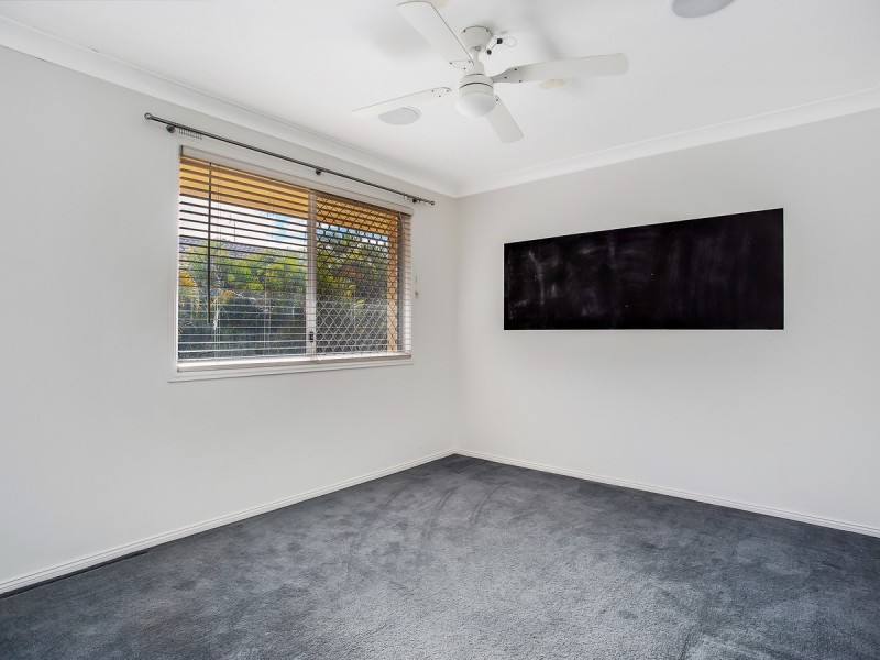 211/215 Cottesloe Drive, Mermaid Waters QLD 4218