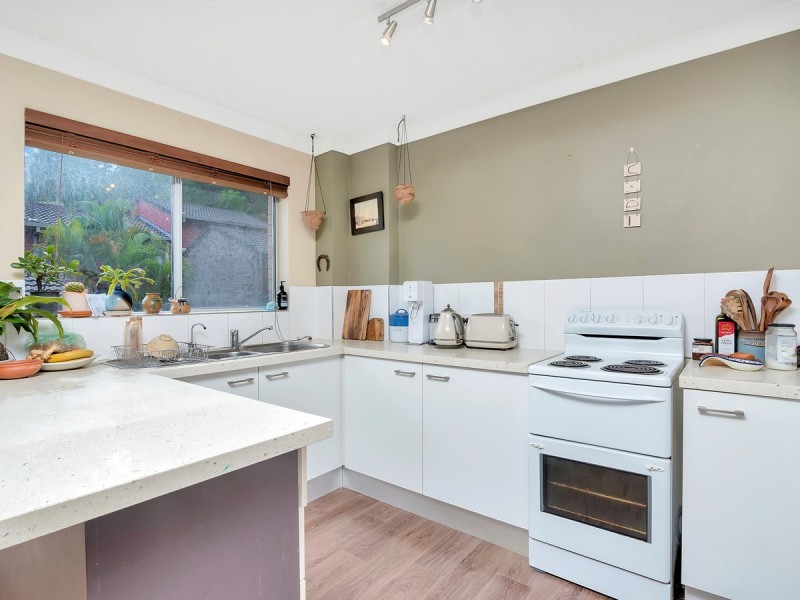 9/11 Hayle Street, Burleigh Heads QLD 4220