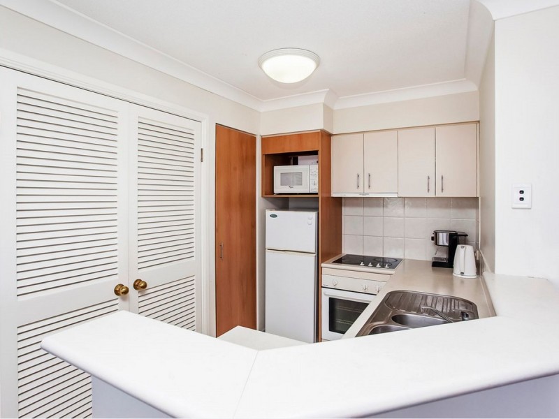 3057/2633 Gold Coast Highway, Broadbeach QLD 4218