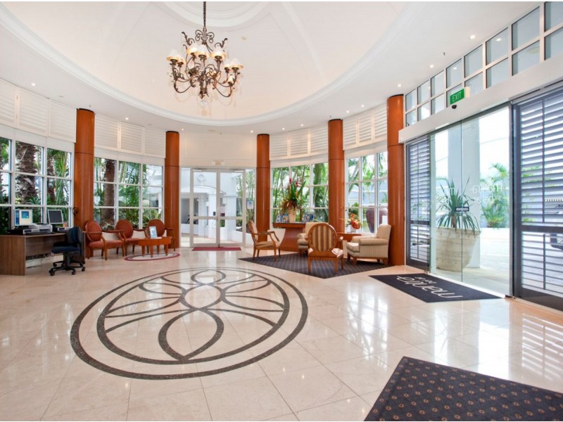 3057/2633 Gold Coast Highway, Broadbeach QLD 4218