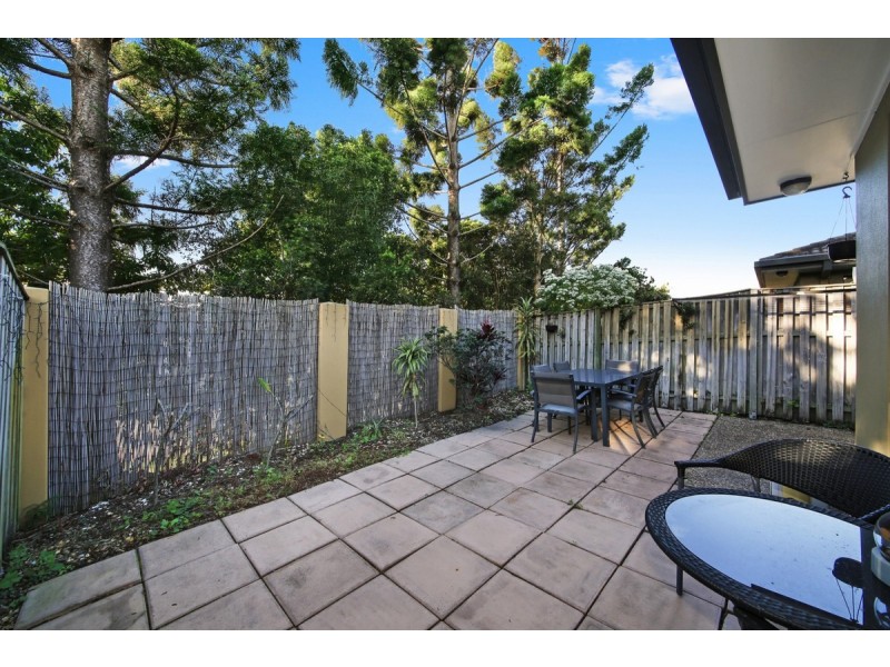 12/136 Palm Meadows Drive, Carrara QLD 4211