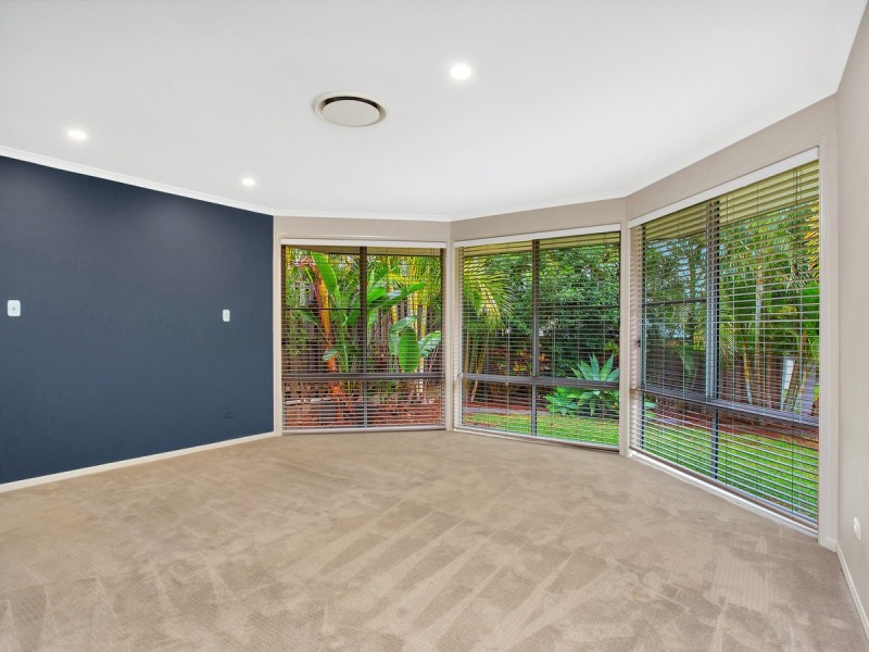 73 Clover Hill Drive, Mudgeeraba QLD 4213