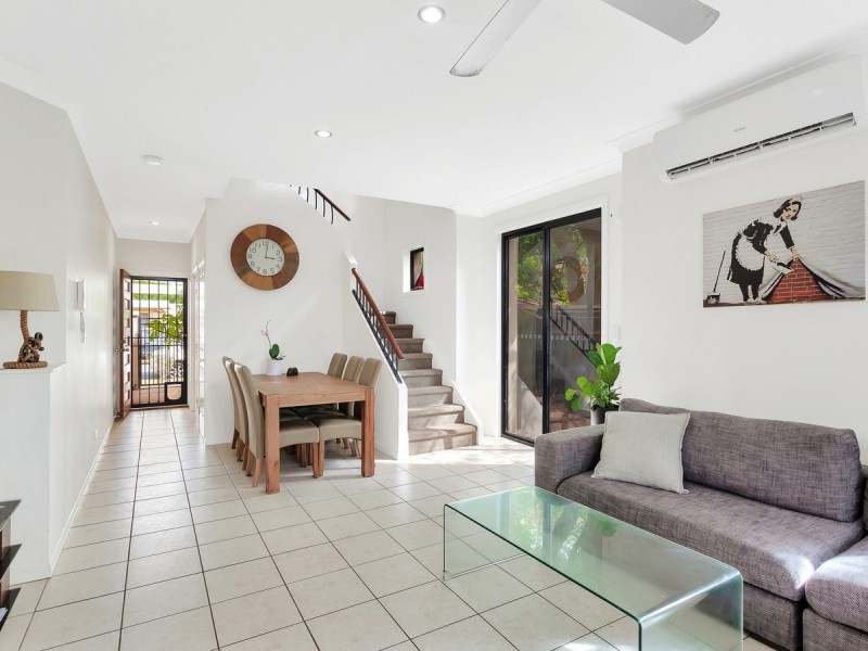 4/1246-1248 Gold Coast Highway, Palm Beach QLD 4221