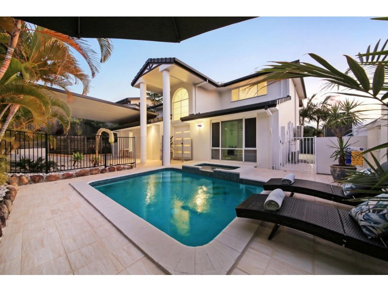 59 Angelica Street, Elanora QLD 4221