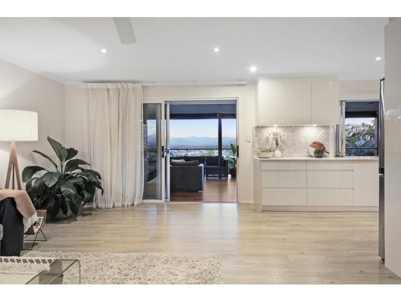 59 Angelica Street, Elanora QLD 4221