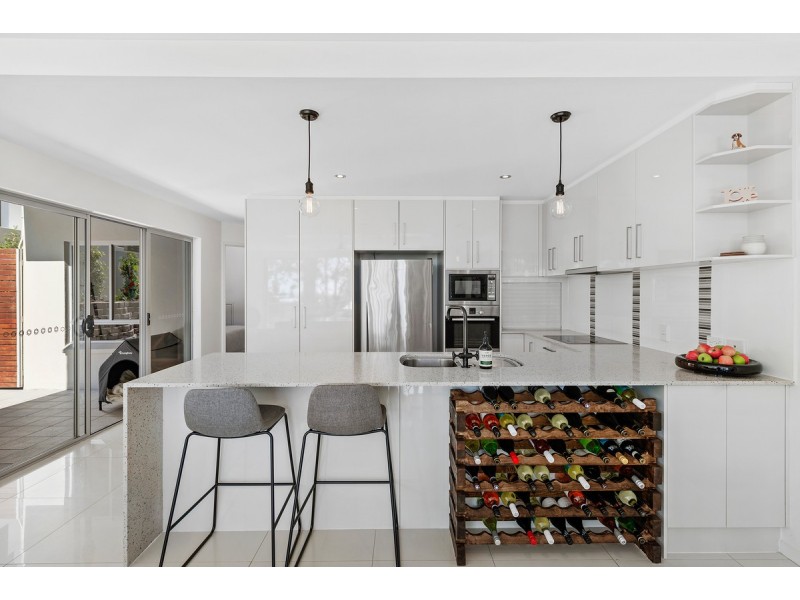 1/28 East Street, Burleigh Heads QLD 4220