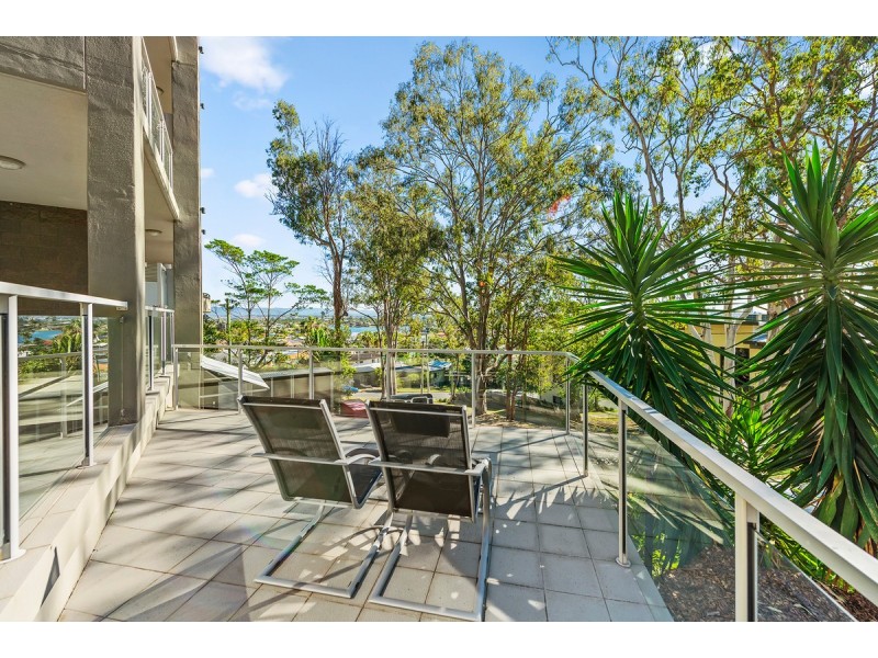 1/28 East Street, Burleigh Heads QLD 4220