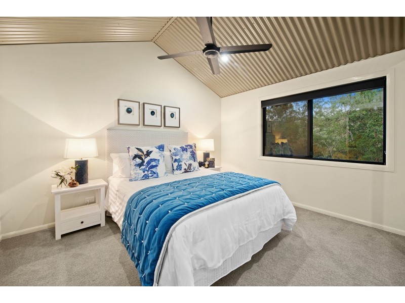 10 Tahlia Court, Bonogin QLD 4213